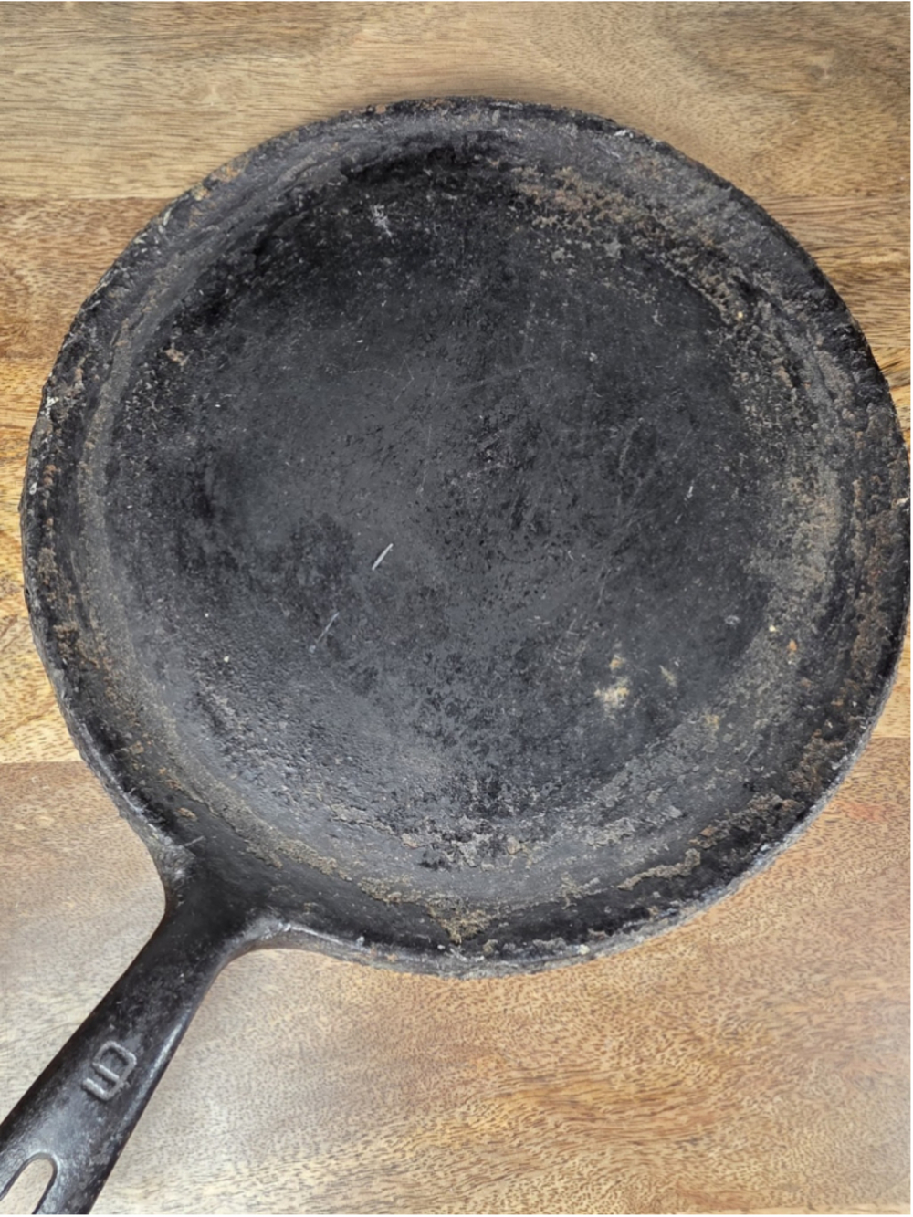 Vintage Wagner Ware #9 Cast Iron Griddle 10 1/4" Made USA Unmarked As Is